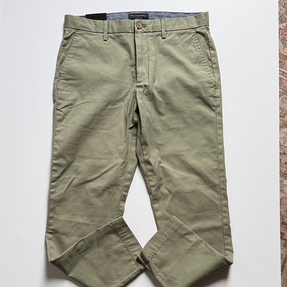 Banana Republic Factory Men's Olive Chinos